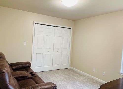 83 Hawick Dr, Valpo IN  46385-9331 exterior