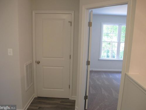 61 Lee St, Montross VA  22520-2776 exterior