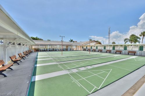 11581 Dogwood Ln, Fort Myers Beach FL  33931-7130 exterior