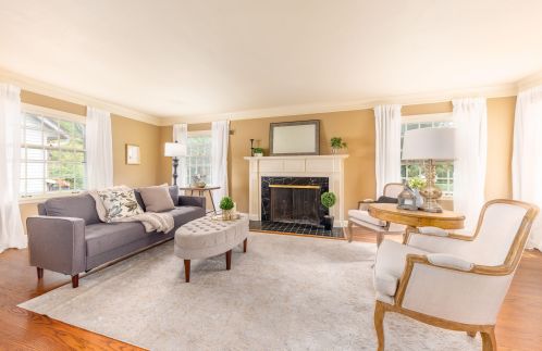 131 89th St, Milwaukee, WI 53226-4501