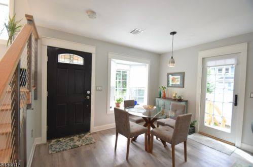 9 Hazel St, Lincoln Park NJ  07035-1008 exterior