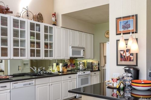 111 Mission Hills Dr, Rancho Mirage CA  92270-1477 exterior