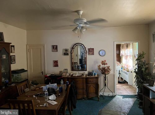 7522 21st St, Philadelphia, PA 19138-2211