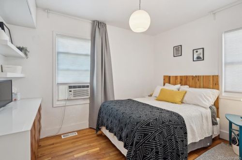 4400 Pearl St, Englewood CO 80113-5831 exterior