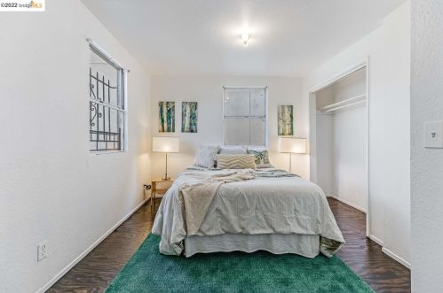 3426 Hannah St, Oakland CA  94608-4024 exterior