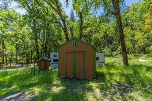 16580 Highway 26, Glencoe CA  95232-9712 exterior