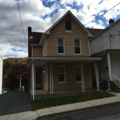 1333 Pottsville St, Primrose, PA 17901-3844