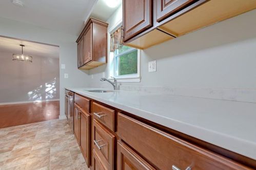 2921 Myer Blvd, Mckeesport PA  15132-5115 exterior