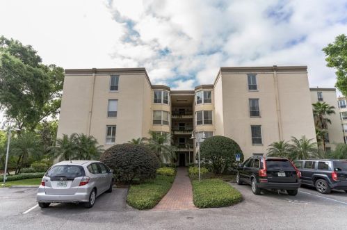202 Quayside Cir, Maitland, FL 32751-5755