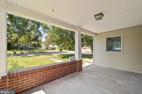 12904 Free St, Nokesville VA  20181-2221 exterior