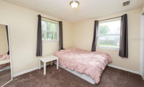 9741 Fowler Ave, Thonotosassa FL  33592-3415 exterior