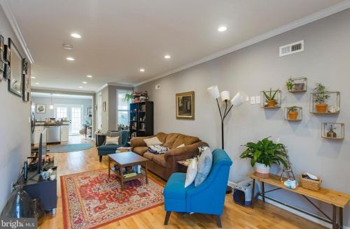 1536 24th St, Philadelphia, PA 19146-4002