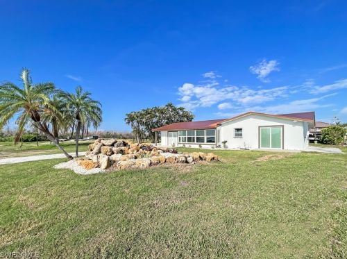 2201 Sanibel Blvd, Saint James City, FL 33956-2228