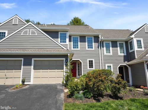 134 Village Ln, Chadds Ford, PA 19317-9328