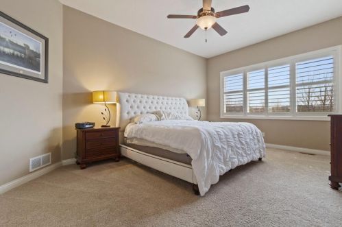 11856 Jamestown St, Minneapolis MN 55449-7526 exterior