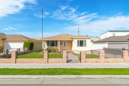 1719 Hardwick St, Long Beach, CA 90807-1131