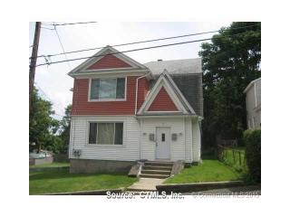 17 Lawlor St, Waterbury, CT 06708-3406