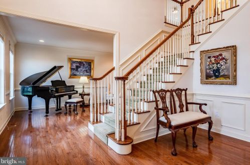14 Lammey Way, Downingtown, PA 19335-1371