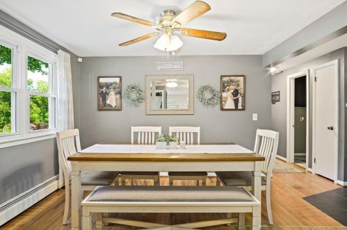 6 East Dr, Gales Ferry CT  06335-1610 exterior