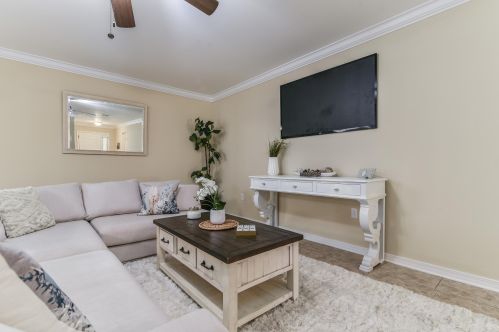 73 10th St, Shalimar FL  32579-1553 exterior