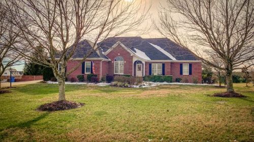 2075 Goggin Ln, Danville, KY 40422-9318