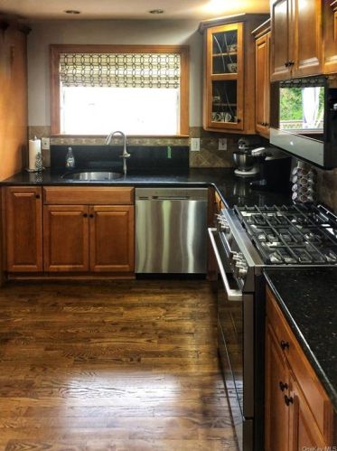 416 Pleasant Ridge Rd, Poughquag NY  12570-4921 exterior