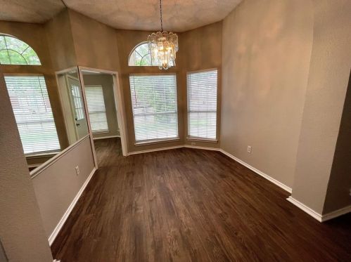 1514 Warwick Dr, Midlothian TX  76063-3391 exterior