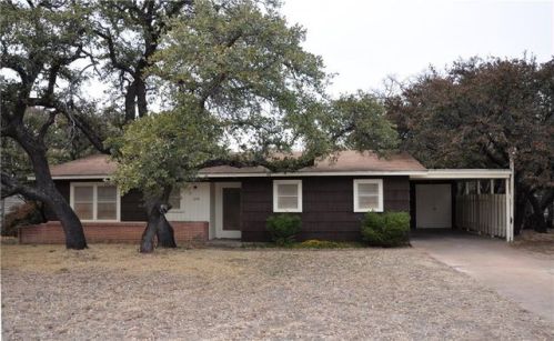 1205 Campa Dr, Brownwood, TX 76801-7410