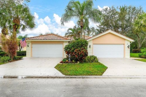 2841 Livingston Ln, West Palm Beach, FL 33411-5745