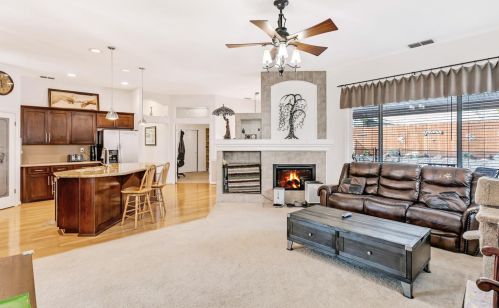 9247 Brown Rd, Elk Grove CA  95624-3917 exterior