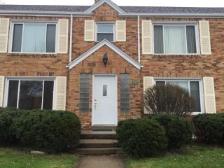 3620 Douglas Rd, Toledo OH  43613-4800 exterior