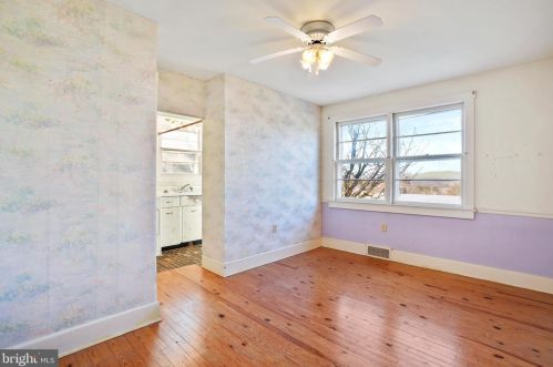 13070 Old Valley Pike, Edinburg VA  22824-3144 exterior