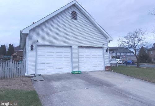 3602 Weymouth Dr, Navy Sup Dpt, PA 17050-7614