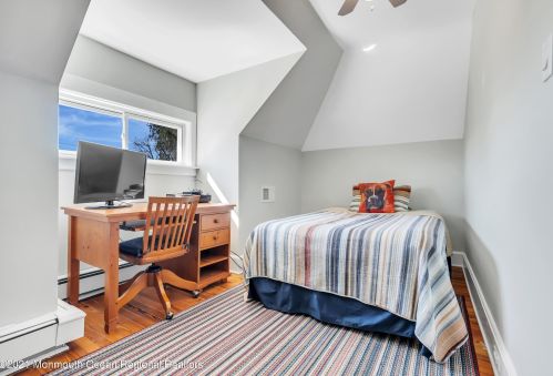 119 Pearl St, Tinton Falls NJ  07701-1522 exterior