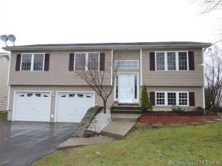 156 Hillcrest Ave, Waterbury, CT 06705-2909
