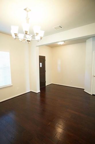 520 Caddo Lake Dr, Georgetown TX  78628-7137 exterior