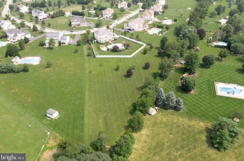 16 Livingston Ln, Lumberton Township NJ  08048-6210 exterior