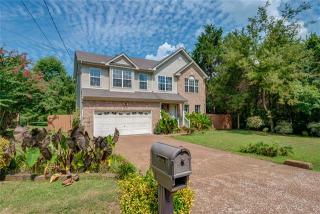 6361 Mount View Rd, Antioch, TN 37013-1143
