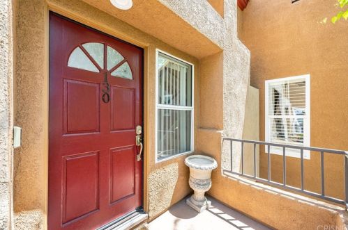 22605 Copper Hill Dr, Santa Clarita, CA 91350-4214