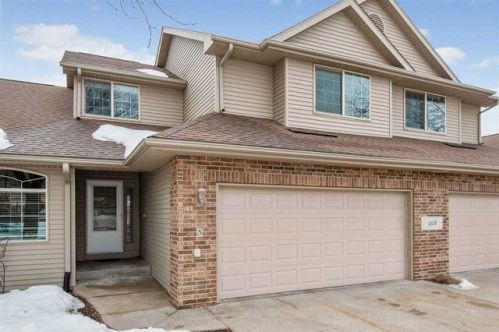 2113 Norcor Ave, Iowa City, IA 52241-9727