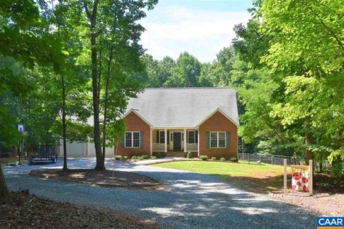 429 Matohe Rd, Monroe, VA 24574-2726