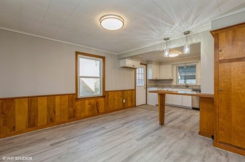 522 Wildwood Ave, New Castle PA  16105-2440 exterior