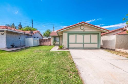 1860 Overland St, Colton CA  92324-6304 exterior