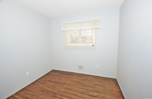 37 Corsa St, Huntington Station NY  11746-6626 exterior