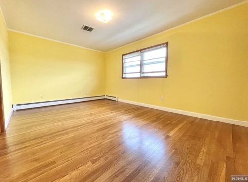 94 Maitland Pl, Outwater NJ  07026-1230 exterior