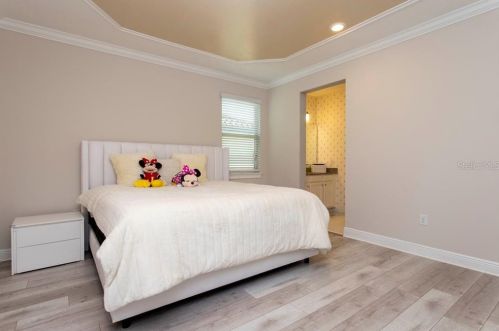 8035 Chilton Dr, Orlando FL 32836 exterior