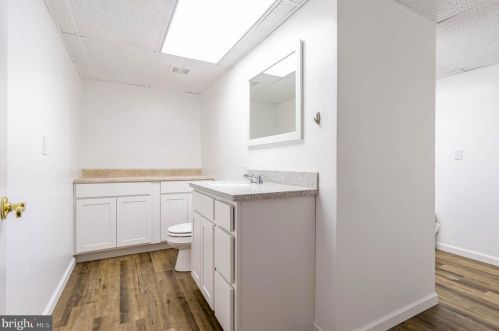 11 Thrush Dr, Carlisle PA  17015-7653 exterior