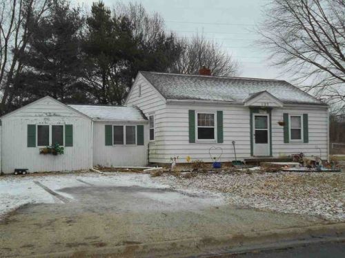 127 Wisteria Ln, Panarama Park, IA 52722-6140