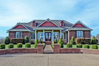 878 Malone Ln, Cookeville, TN 38506-9729