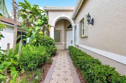 9031 Long Lake Palm Dr, Boca Raton, FL 33496-1785